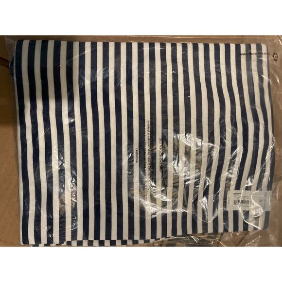 Croft & Barrow Women's The Classic Tee Navy Striped S/S V-Neck XL - Picture 3 of 3